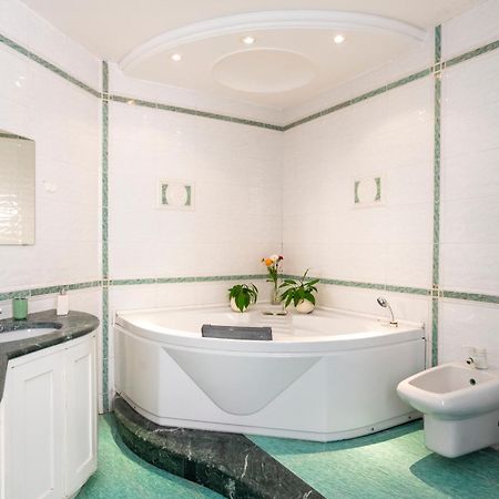 Napoli Centro, Dm Suites Kültér fotó