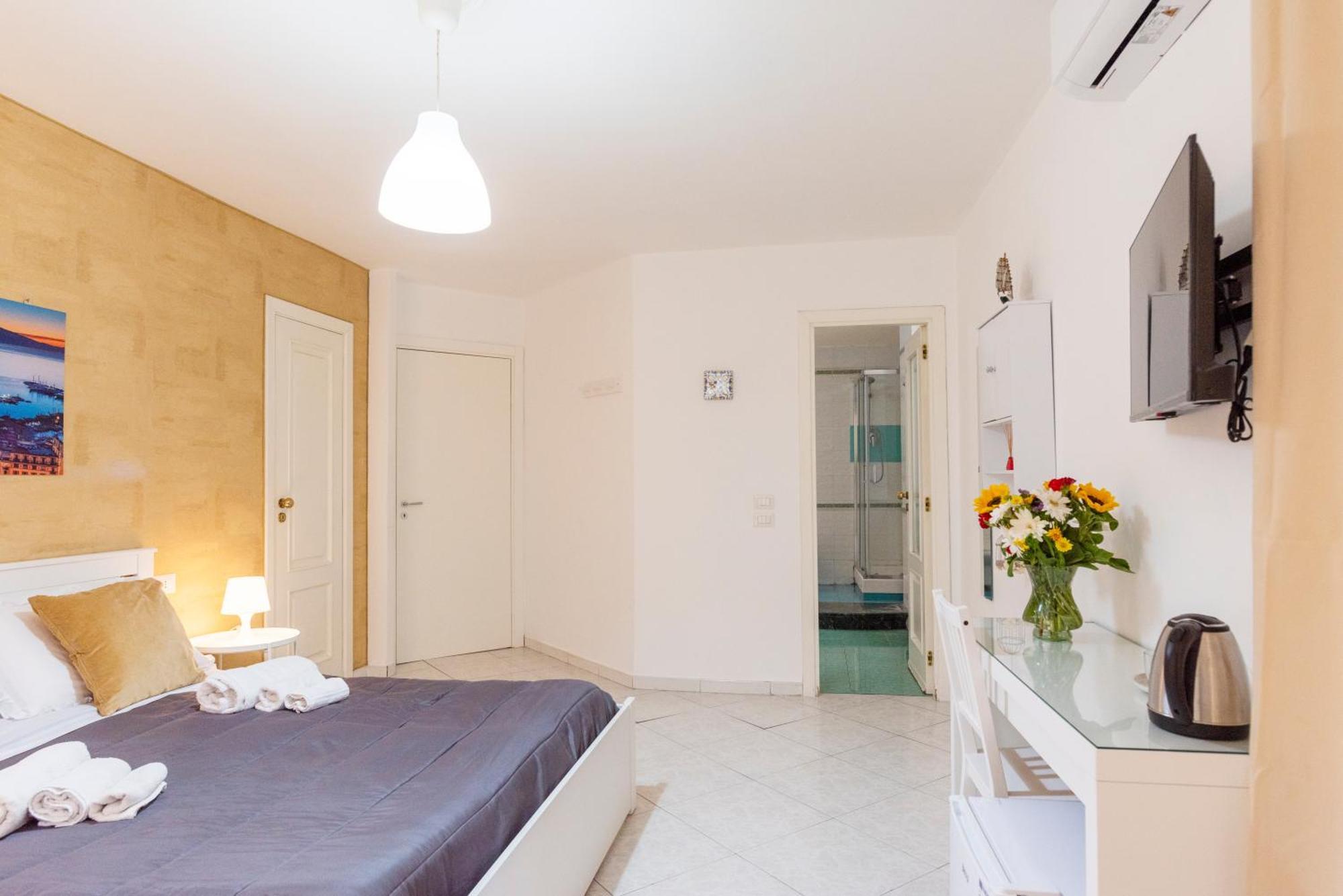 Napoli Centro, Dm Suites Kültér fotó