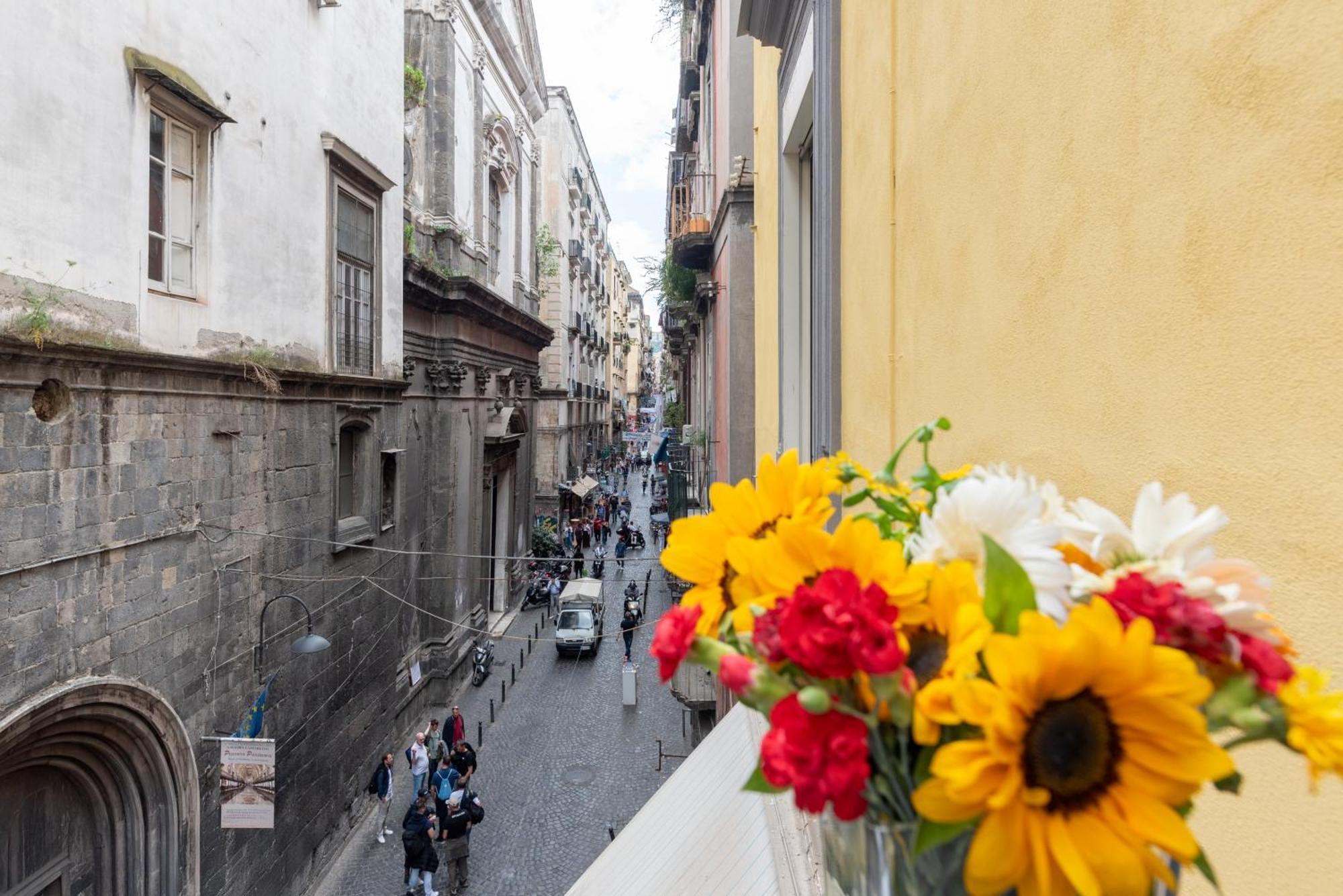 Napoli Centro, Dm Suites Kültér fotó