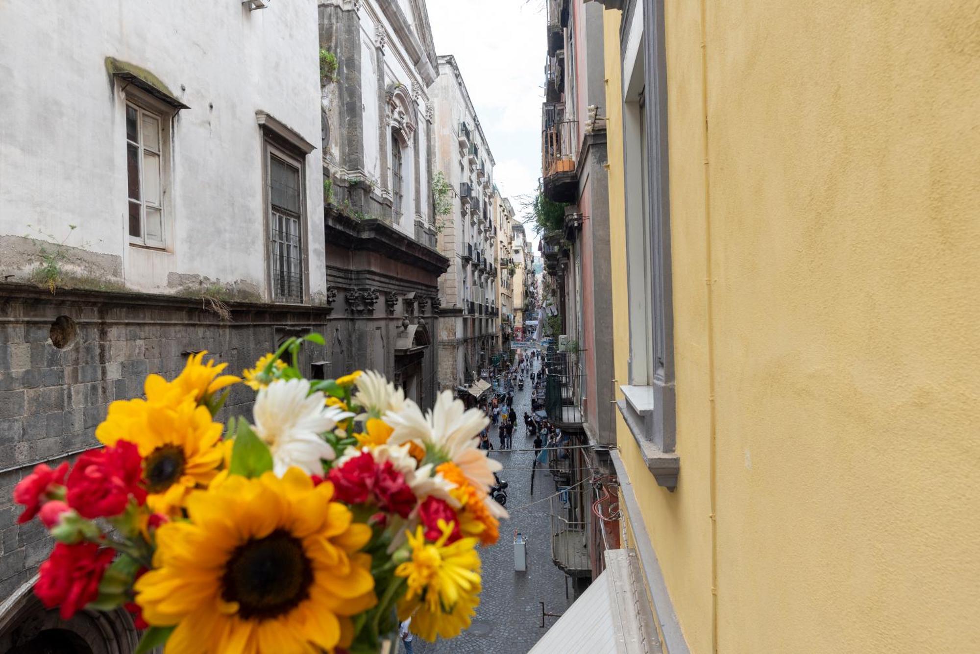 Napoli Centro, Dm Suites Kültér fotó